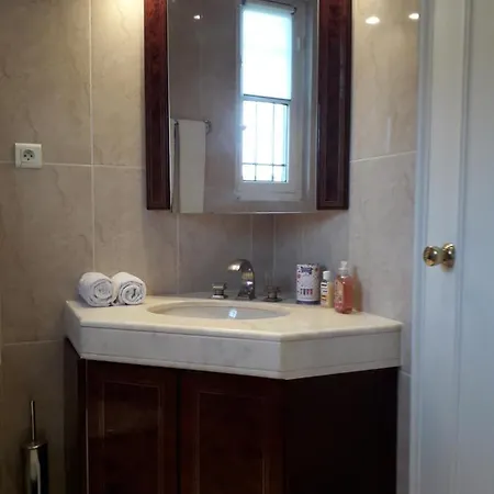 Bed & Breakfast Artemis 3*